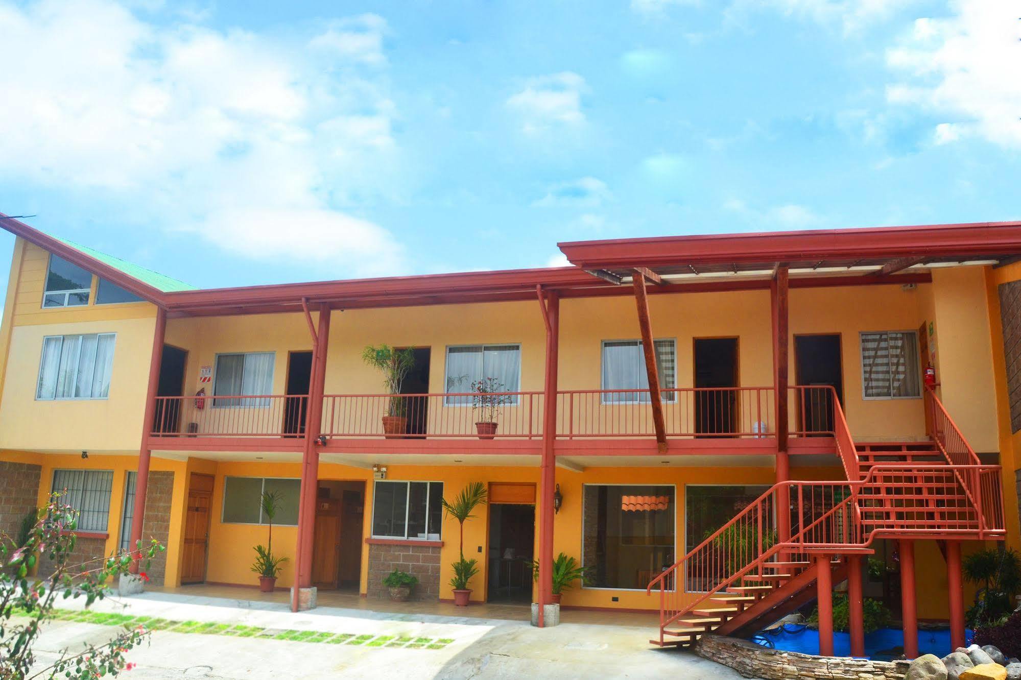 Hotel La Villa Quesada  Exteriör bild